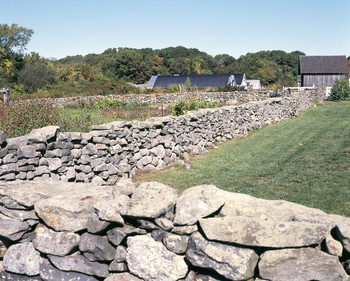 Stone wall and garden, Casey Farm, Saunderstown, R.I. | Historic New ...